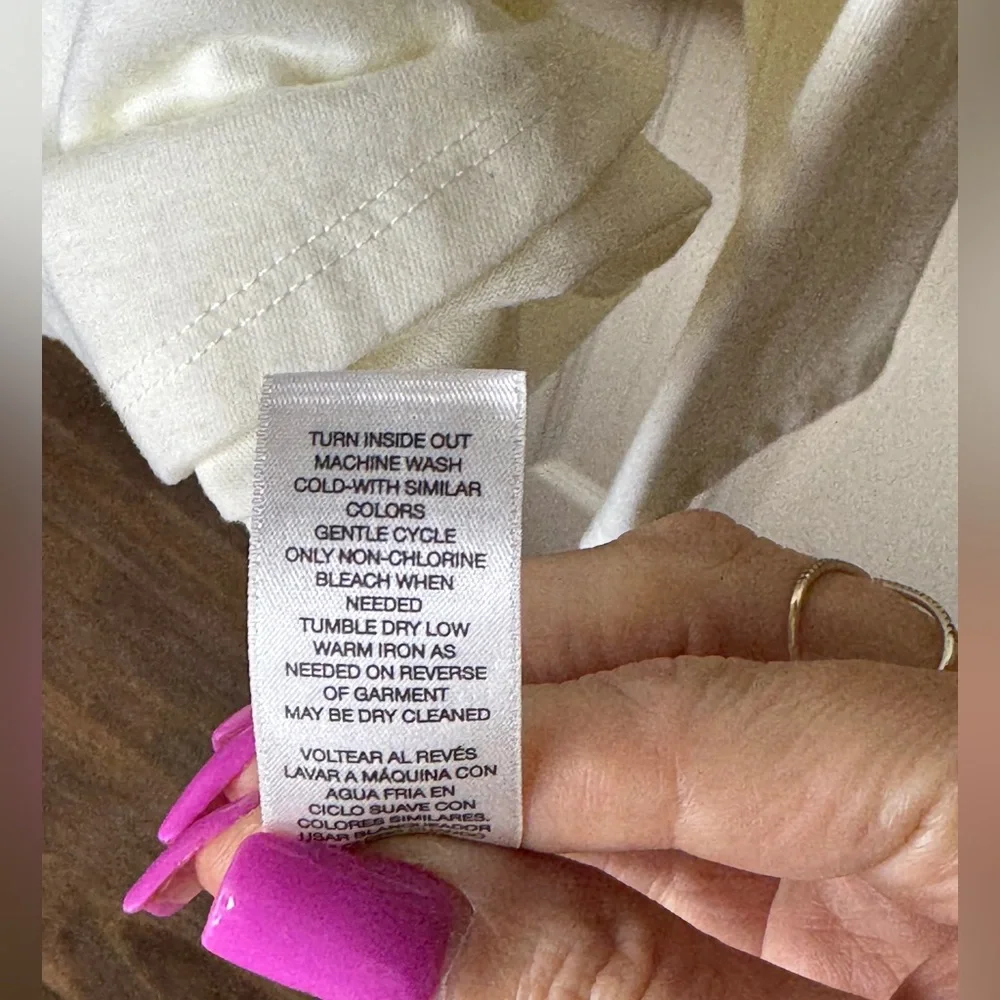 Chico’s 3/4 sleeve White and Purple Paisley Top women size large - Picture 7 of 9